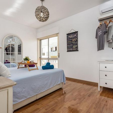 Magic Theatre Faro Center Apartment Exterior photo