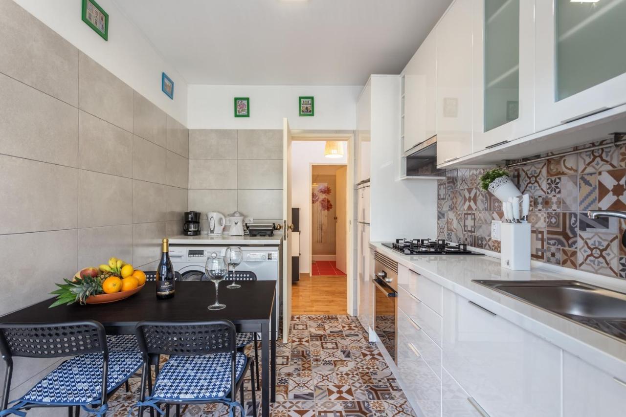 Magic Theatre Faro Center Apartment Exterior photo