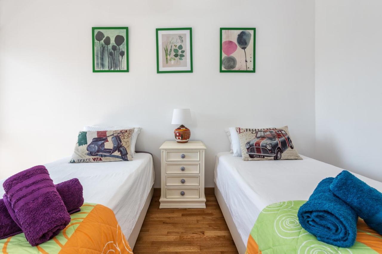 Magic Theatre Faro Center Apartment Exterior photo